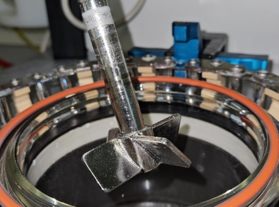 Clean crystalliser impeller with no scale buildup after vortex cavitation treatment